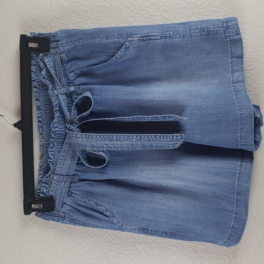 Knox Rose | Women's Chambray Denim Elastic Waist Shorts Sz M